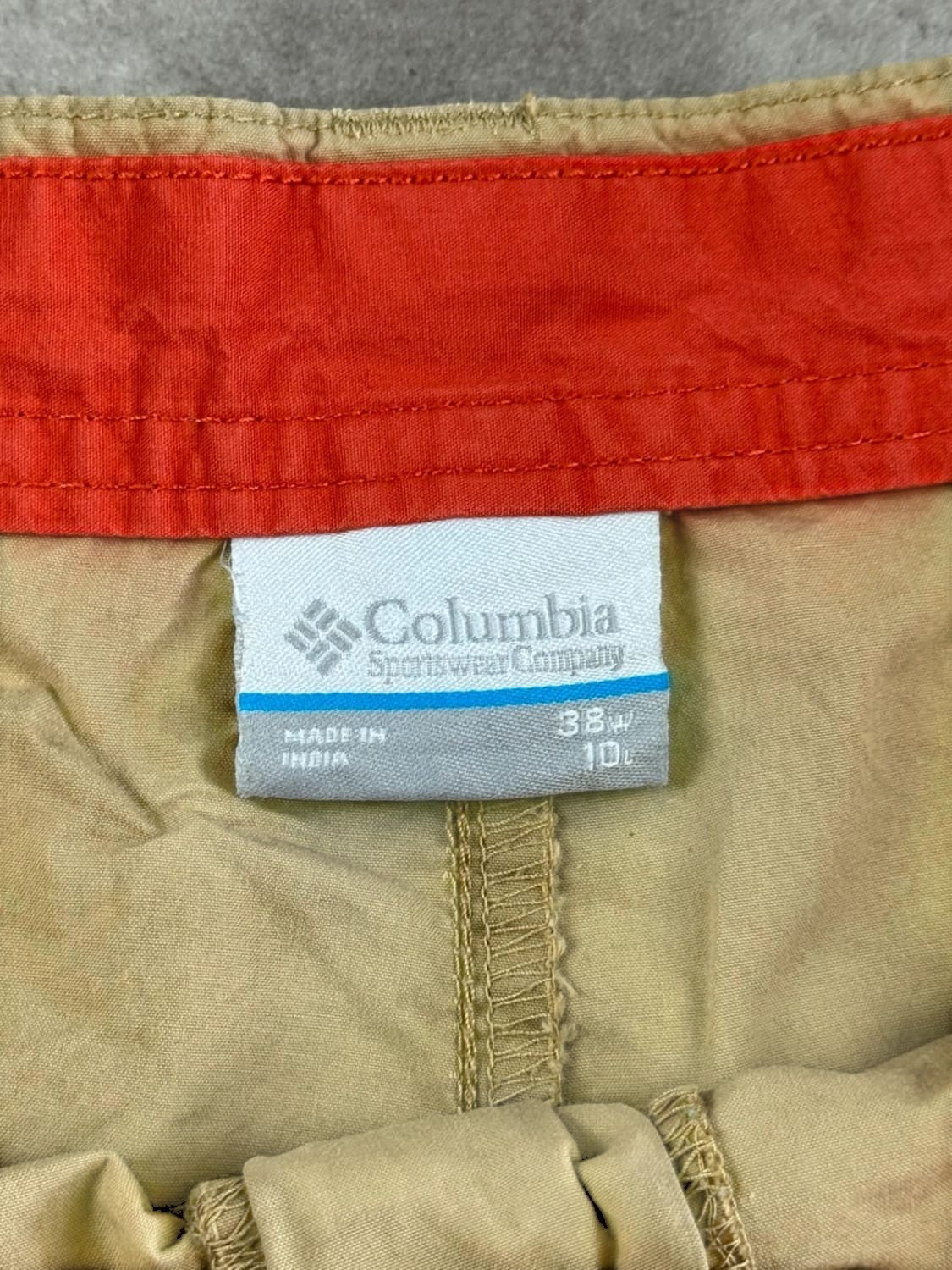 Columbia Short (FR48) Columbia